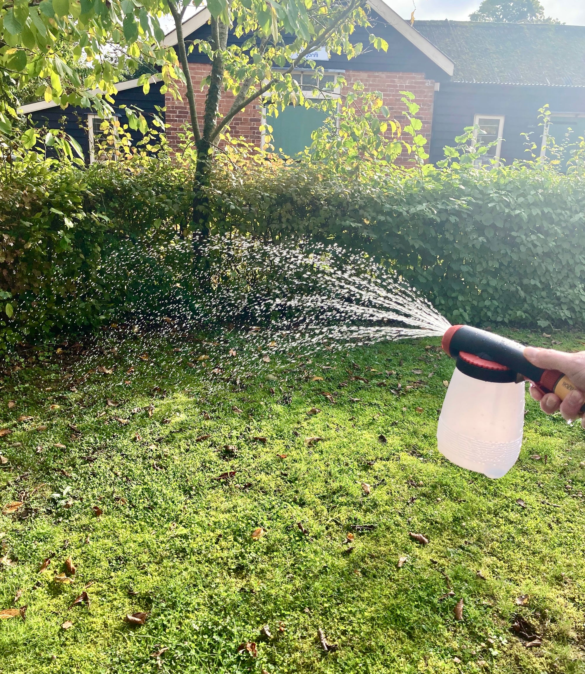 Dragonfli Nema T-Pot - Nematode Applicator (Suitable For 5-500 Million Nematode Pack Sizes)