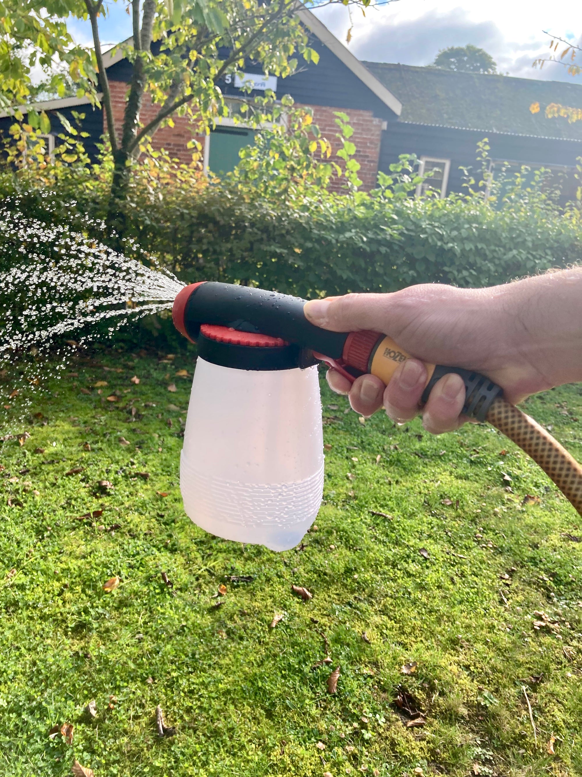 Dragonfli Nema T-Pot - Nematode Applicator (Suitable For 5-500 Million Nematode Pack Sizes)